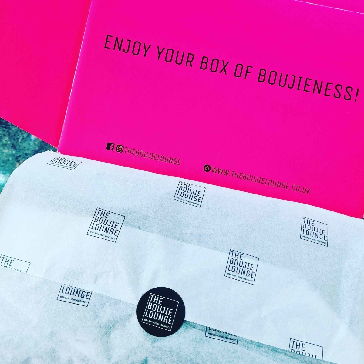 Beautiful Gift Wrapped Box | The Boujie Lounge