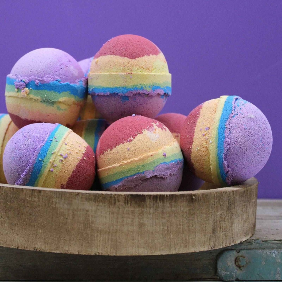 Rainbow Boujie Bath Bomb - Fruit Salad 230g | The Boujie Lounge